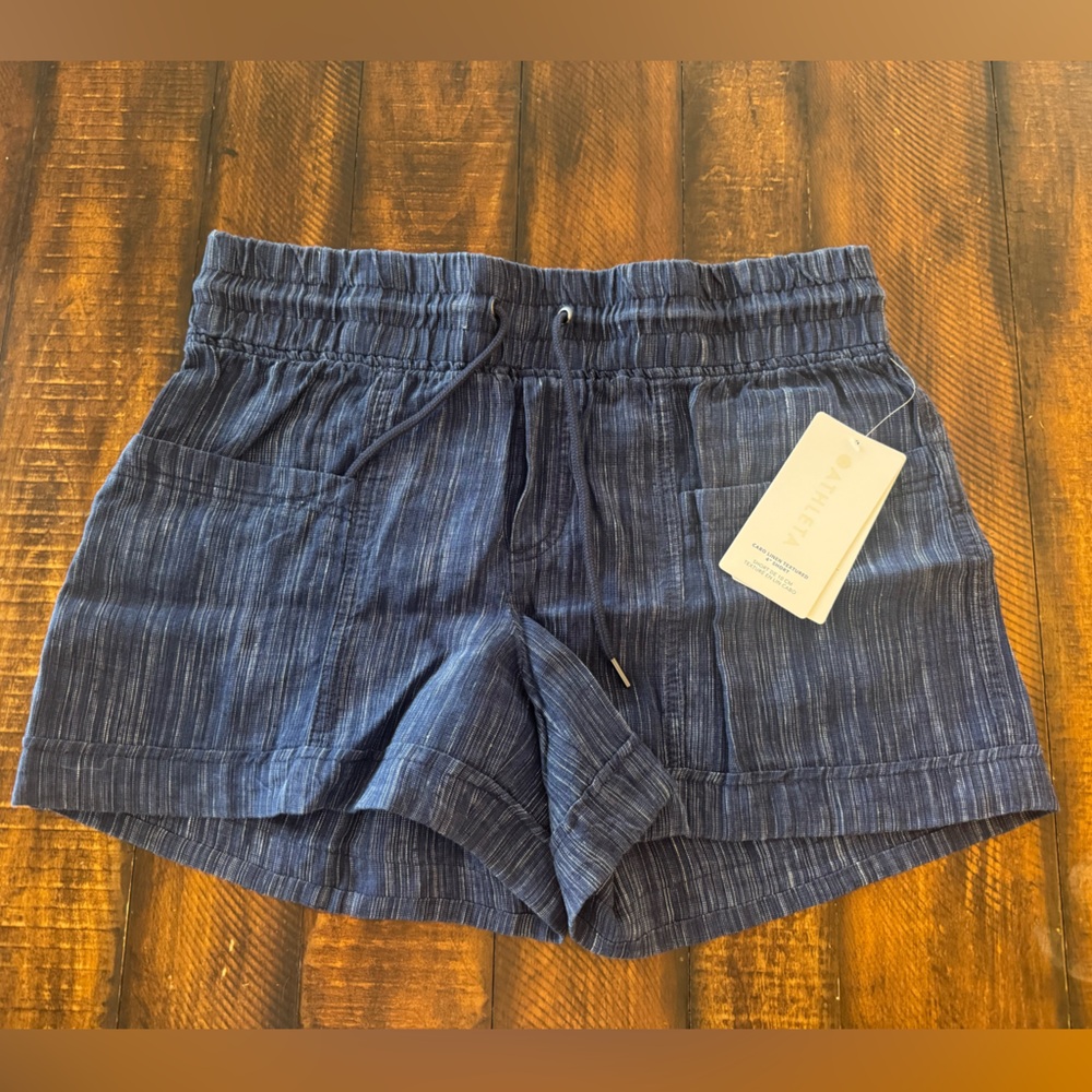 Athleta Navy Textured Cabo Linen 4" Shorts